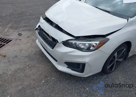 2018 Subaru Impreza 2.0I Sport z USA, uszkodzony, nr VIN 4S3GKAM64J3601442